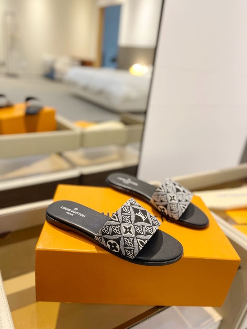 Louis Vuitton Slippers